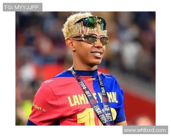 16岁踢足球的球星崭露头角 未来足坛巨星的诞生之路 16岁踢足球的球星崭露头角 未来足坛巨星的诞生之路